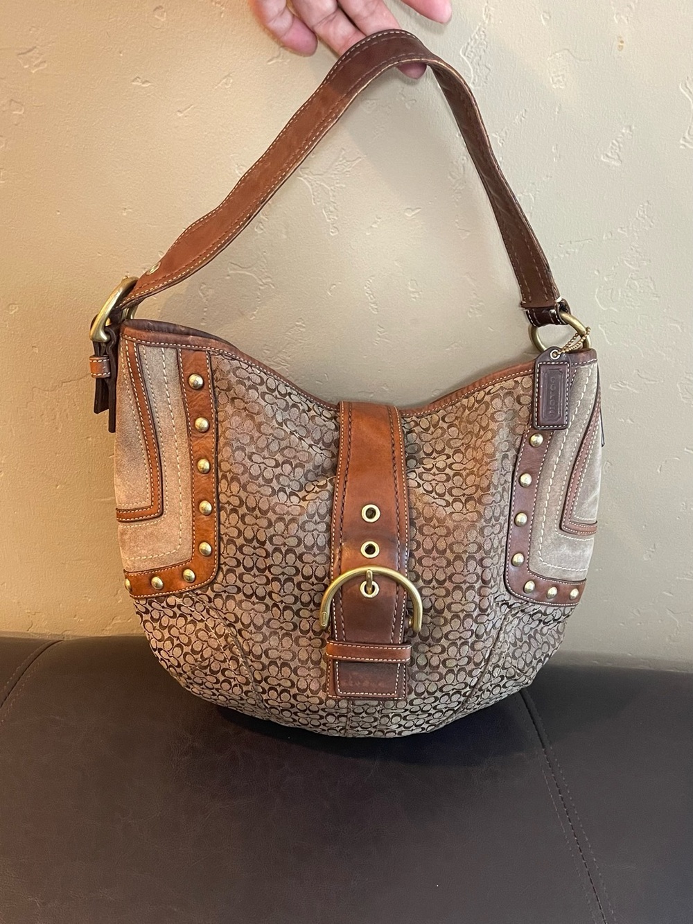 vintage Coach Soho Signature Canvas Suede Studded Hobo Bag y2k brown buckle